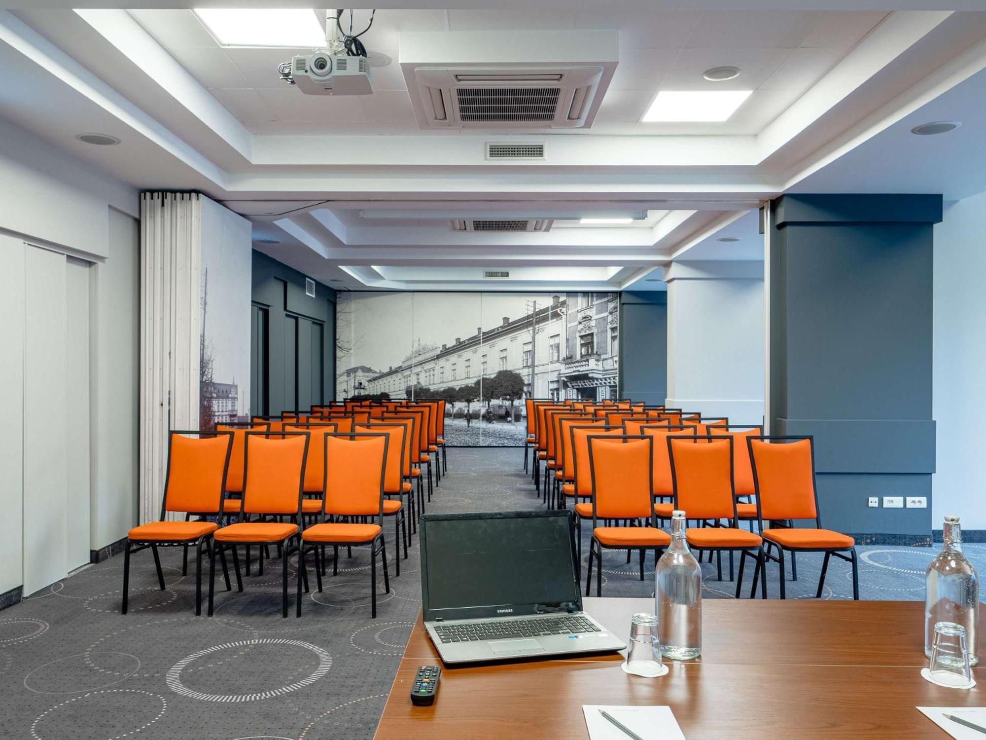 Mercure Czestochowa Centrum Buitenkant foto