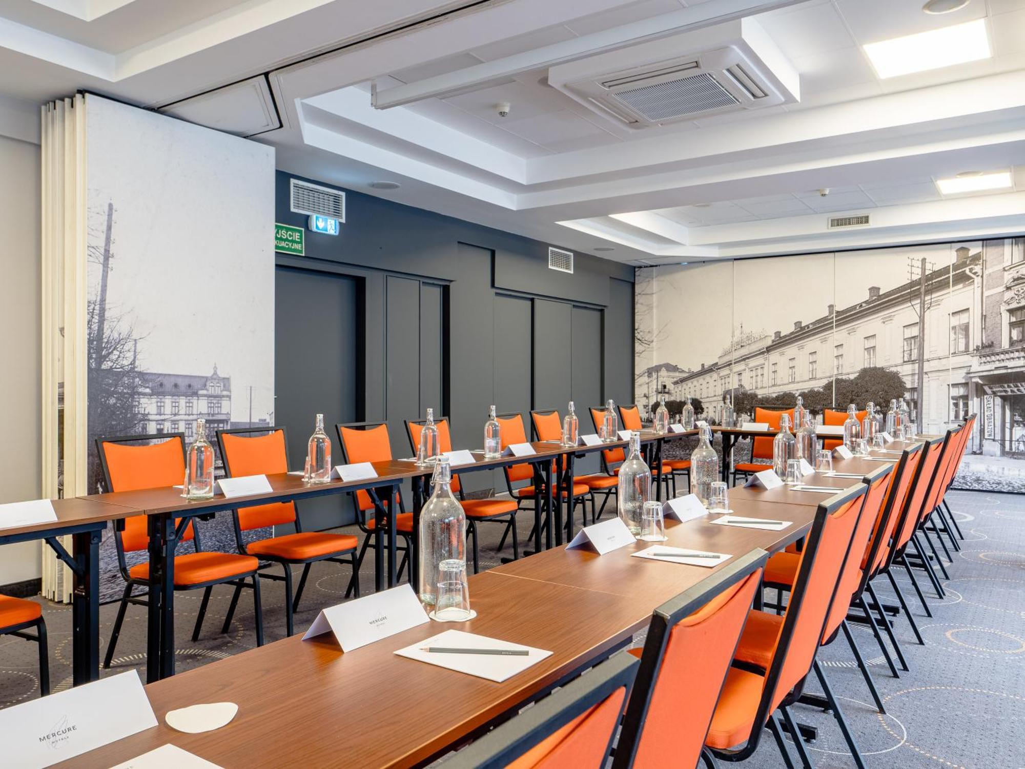 Mercure Czestochowa Centrum Buitenkant foto