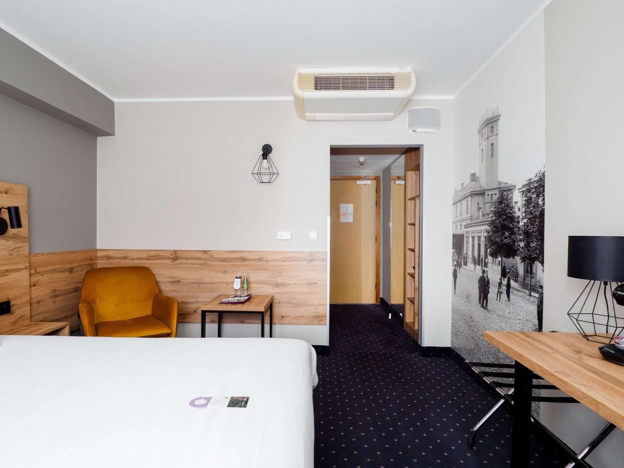 Mercure Czestochowa Centrum Buitenkant foto